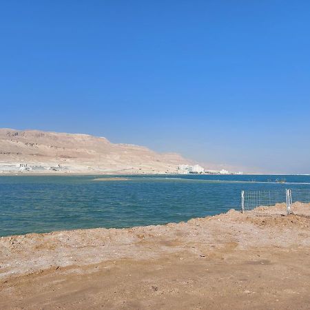 המקום של כרמית نيفيه زوهار المظهر الخارجي الصورة