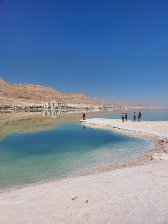 המקום של כרמית نيفيه زوهار المظهر الخارجي الصورة