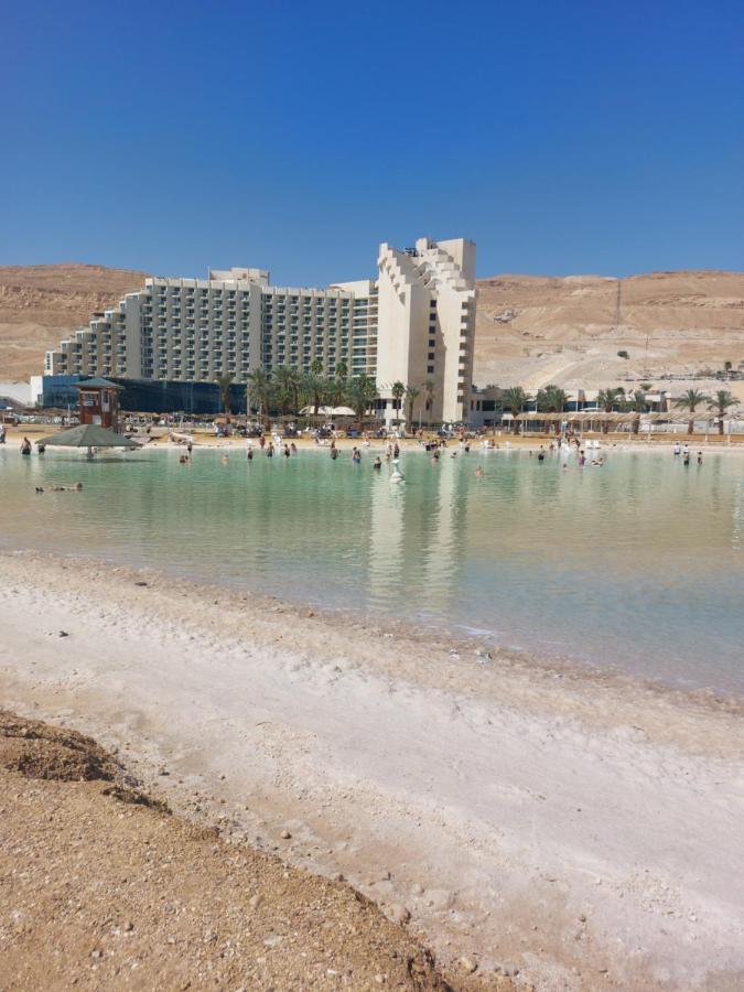 המקום של כרמית نيفيه زوهار المظهر الخارجي الصورة